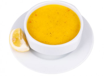 Erişteli Yeşil Mercimek Çorbası